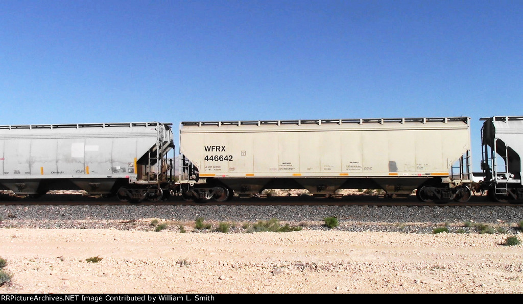 EB Manifest Frt at Erie NV W-Pshr -81